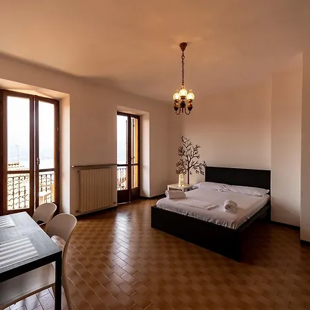 Regolo House 3* Perledo
